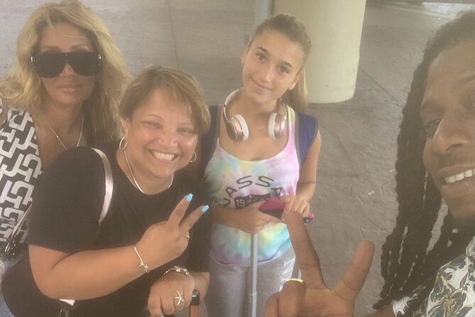 Airport-Atlantis Paradise Island Private Roundtrip Transportation - Why a private group ride can be worth $180