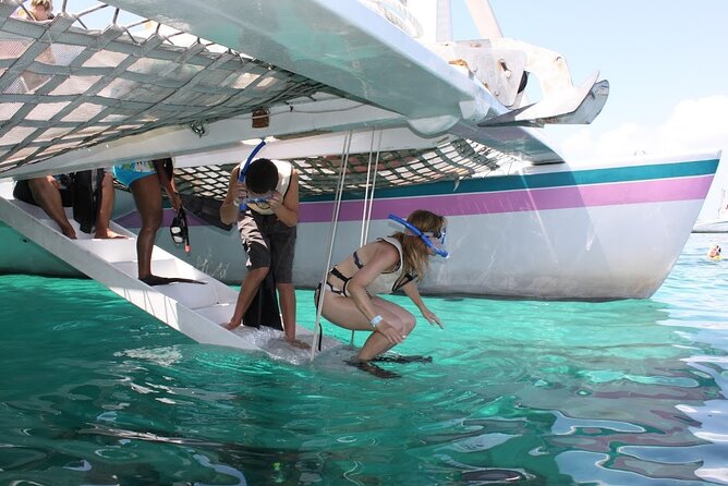All Inclusive Half Day Sail and Snorkel - The Rose Island stop