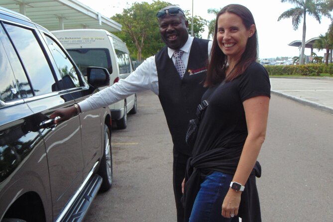 Bahamas Airport Transportation w/Free Grocery Stop-1 Way Private - Key points to know before you book