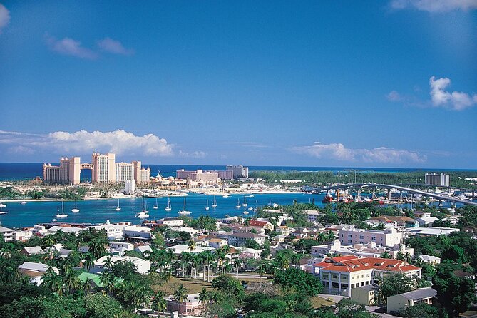 Bahamas Lynden Pindling Airport (NAS) Private Transfer to Nassau - The short ride into Nassau