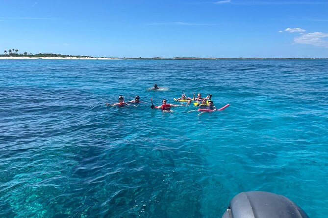 Catamaran Snorkel & Beach Day with Turtles - Food, drinks, and what you need to bring