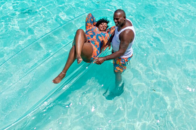 Clear Kayak Photoshoot+Free Cocktail Nassau, Bahamas - The Small Details That Affect Your Day
