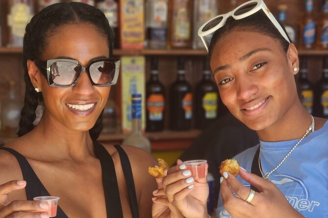 Electric Bus tour of Nassau with sampling of local food & drinks - Stop three: Bahamian teas and tropical juices