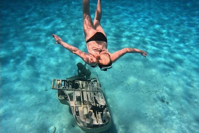 Exuma Island and Cays Tour - Lunch at Black Point, with local food and Kalik
