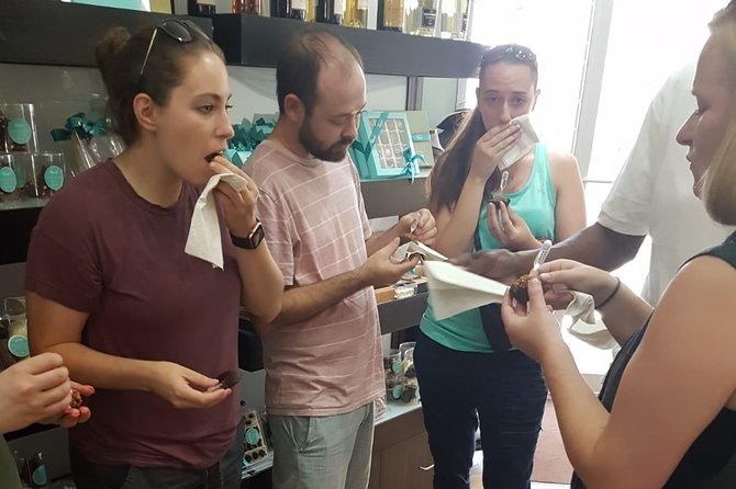 Flavors of Nassau Food Tour - Who Will Enjoy This Tour Most?