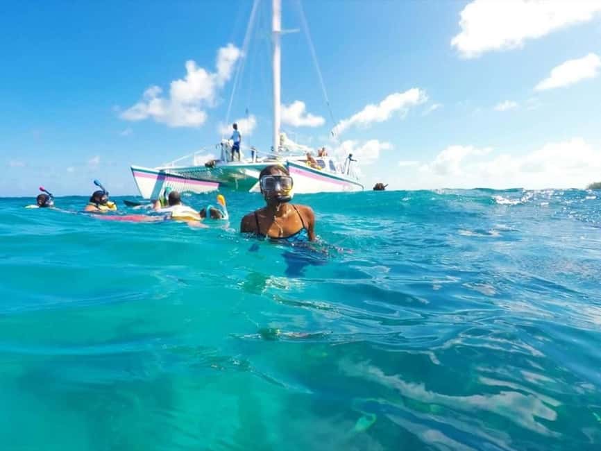 Full Day Sail and Snorkel with Turtles - A 45-minute cruise through Nassau Harbor