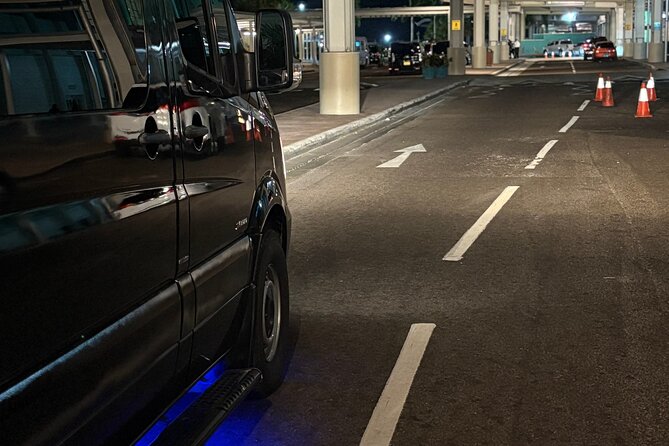 Luxury Airport Transfer in Nassau – VIP Mercedes Sprinter Service - Is $250 a fair price for up to eight people?