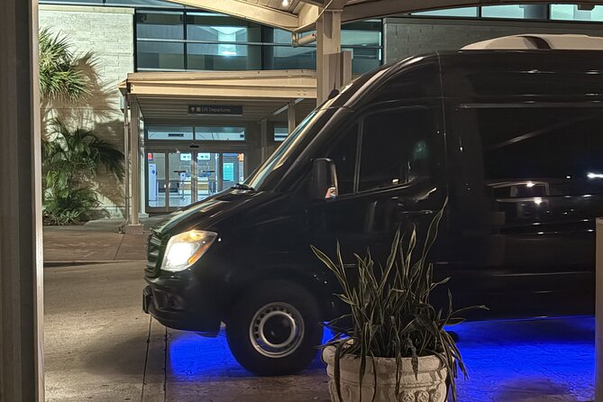 Luxury Airport Transfer in Nassau – VIP Mercedes Sprinter Service - The Mercedes Sprinter interior and onboard extras