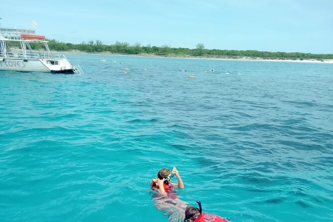 Nas: 3 islands Tour ,snorkel, Turtles, pigs and lunch - Timing, weather, and cancellation details