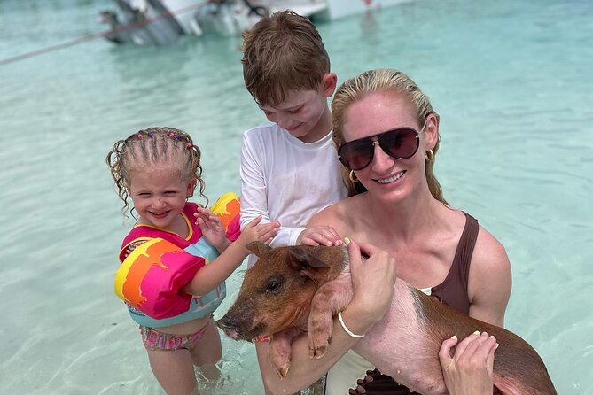 Nassau: 3 islands Pigs,Turtles,Snorkel & Beach Club with lunch - Rainbow Reef and the final beach stop