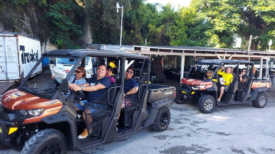 Nassau: 6-Seater Buggy Rental - The caves and Buffy Flower Bats