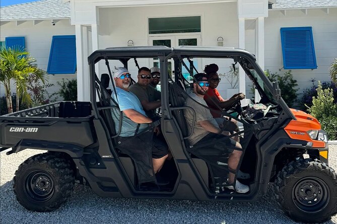 Nassau Adventure: Jeep Rental with Bluetooth Speaker - Taking control of your Nassau day