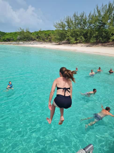 Nassau ATV & Swimming Pigs Tour - Arawak Cay and the conch stop