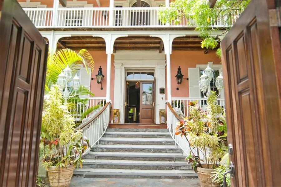 Nassau: Bites and Sites Food and Cultural Walking Tour - John Watling’s Distillery and the Buena Vista Estate