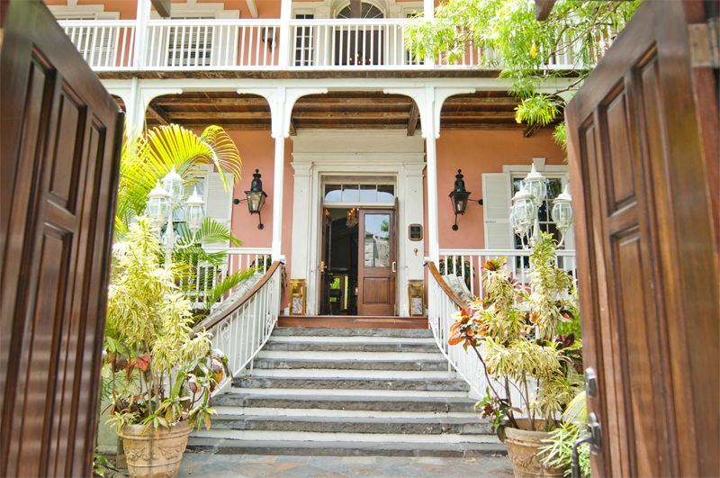 Nassau: Bites and Sites Food and Cultural Walking Tour - Dietary needs, children, and group fit