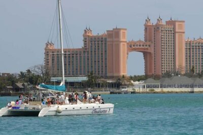 Catamaran Sail and Snorkel Tour
