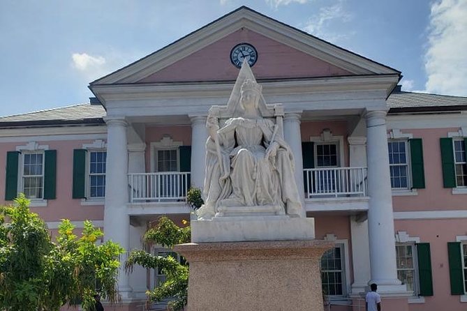 Nassau City Tour: 7 Attractions in the Bahamas - Arawak Cay and the Fish Fry