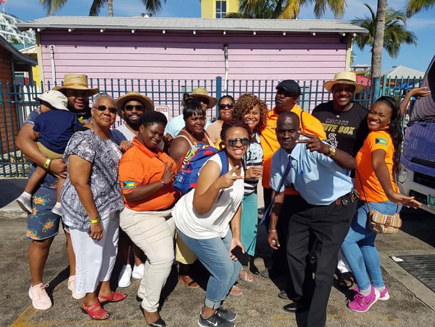 Nassau: Island Highlights Tour with Rum Tasting - Rum cake at a distinctly Bahamian stop