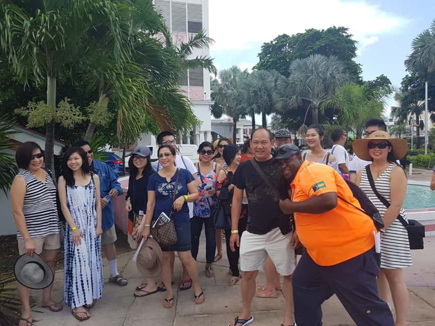 Nassau: Island Highlights Tour with Rum Tasting - The guide makes the drive count