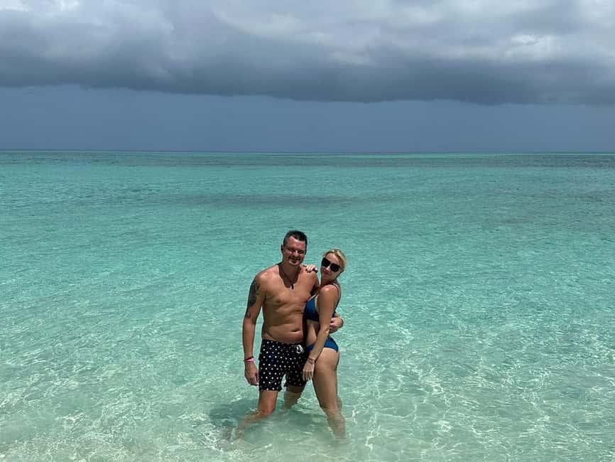 Nassau: Island Hopping Boat Trip with Lunch & Drinks - Green Cay and the turtle stop