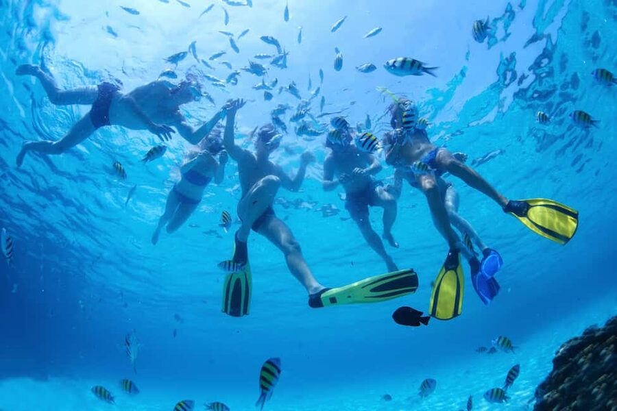 Nassau: Jet Ski Ride, Parasailing & Banana Boat Tour - Getting from your hotel or cruise ship to Cabbage Beach