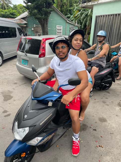 Nassau: Land Tour with Local Food & Rum Tasting - Eating Nassau: conch, snapper, and comfort food