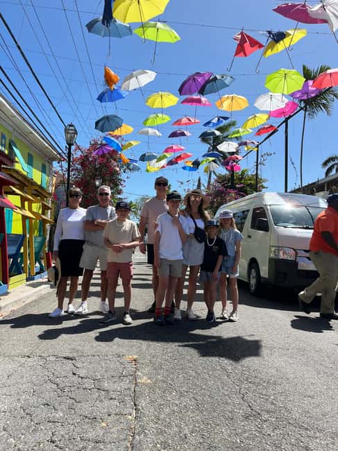 Nassau: Private City Highlights Tour - Parliament Square and Rawson Square