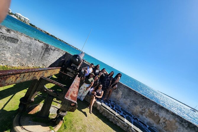 Nassau's Half Day Bus City Tour: Guided Tour with Free Samples - Queen’s Staircase, 66 steps with a serious past