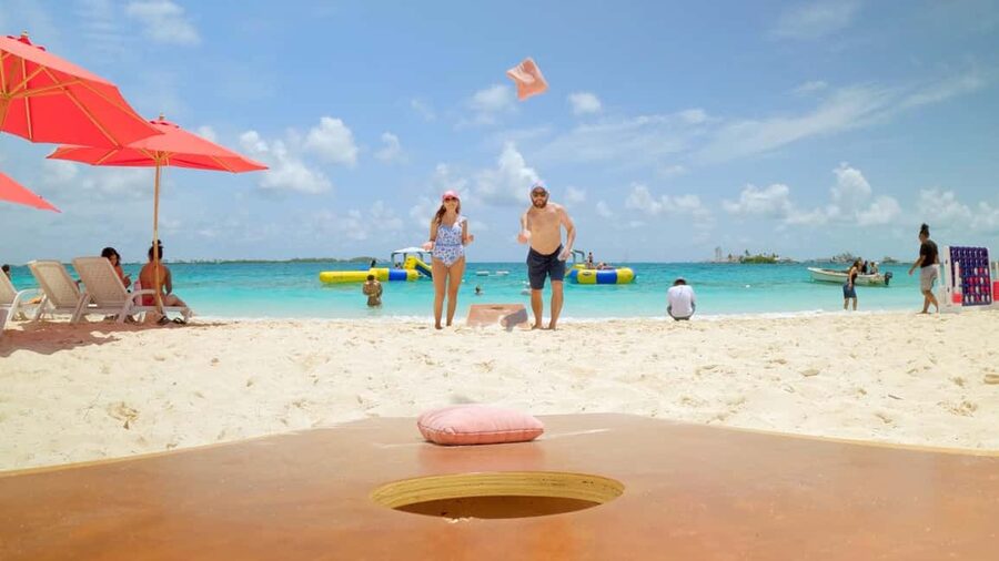Nassau: Swimming Pigs, Snorkeling, Lunch, & Beach Boat Tour - Key details to know before booking
