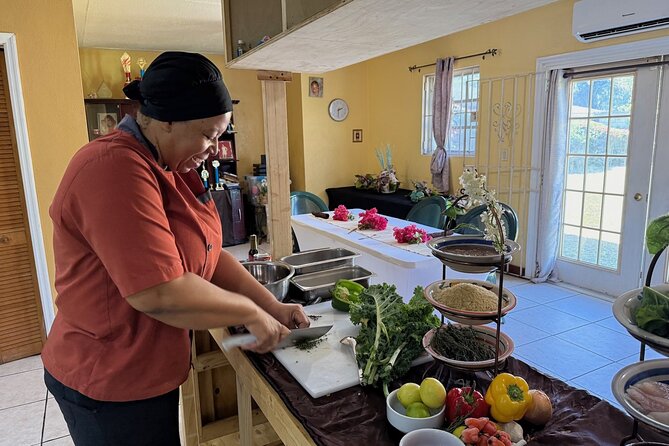 NEW! Authentic Bahamian Cooking and Cocktails with Transfers - A cocktail, a small bite, and an introduction to Bahamian food