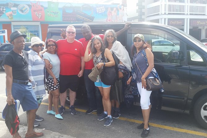 Private City Tour in Bahamas - Rum cake, herbal tea, chocolate, and rum