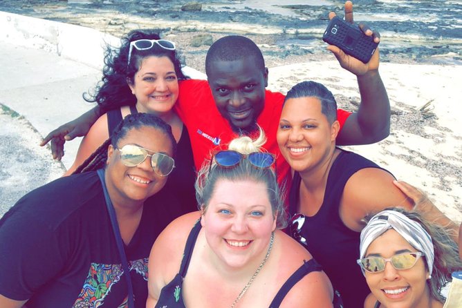 Private City Tour in Bahamas - Souvenirs and the shopping question