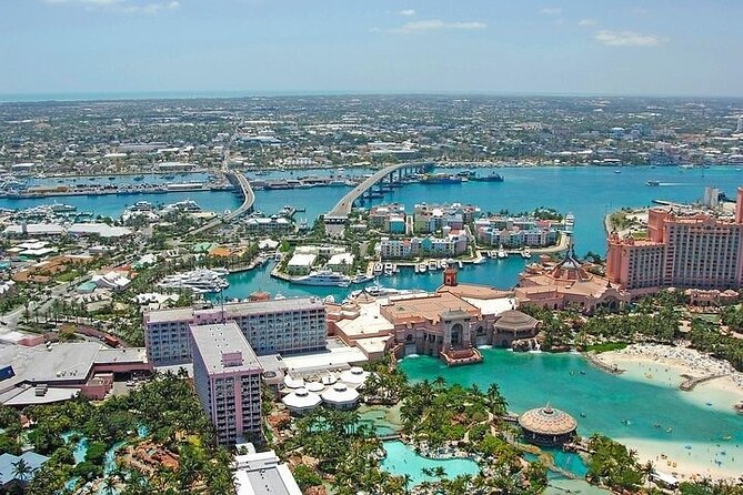 Private Roundtrip Minivan Airport Transfer to Paradise Island - Why a private ride can be worth the price