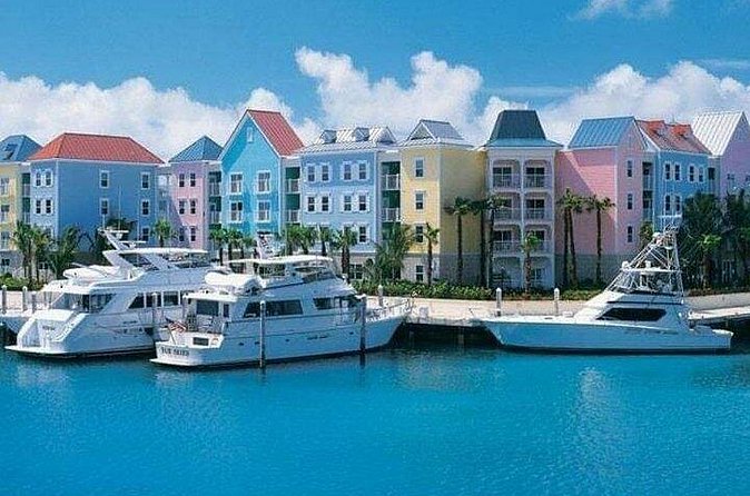 Private Roundtrip Minivan Airport Transfer to Paradise Island - The return to the airport