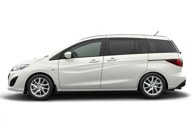 Private Roundtrip Sedan Airport Transfer to Paradise Island - Why a private ride can be worth $160