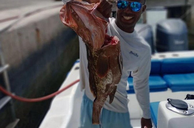 Private Snorkeling And Fishing Activity - Who will get the most from this outing