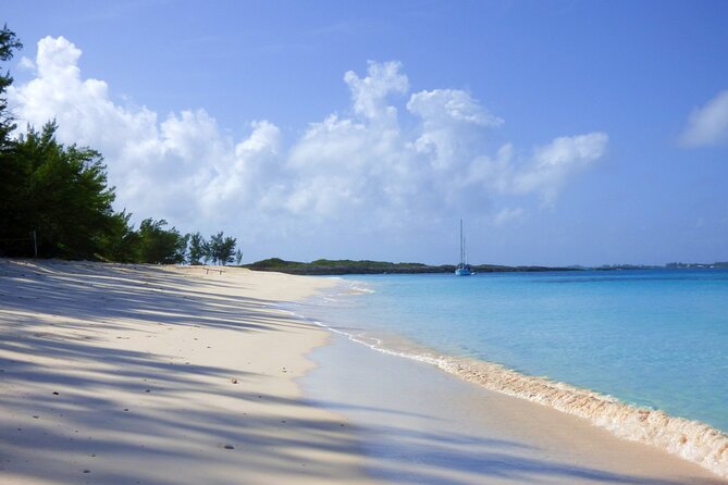 Private Snorkeling or Fishing from Nassau - 31ft Sitting Pretty - Fresh fish and the possibility of a local lunch