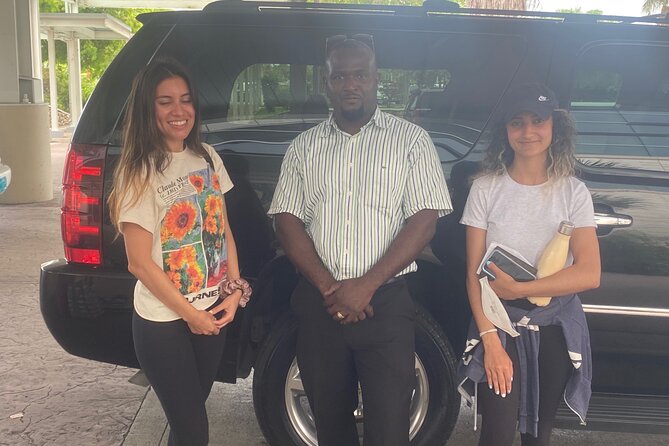 Private SUV One way Airport Transfer/Grocery & Liquor stop included - A Better Arrival for Families and Large Groups