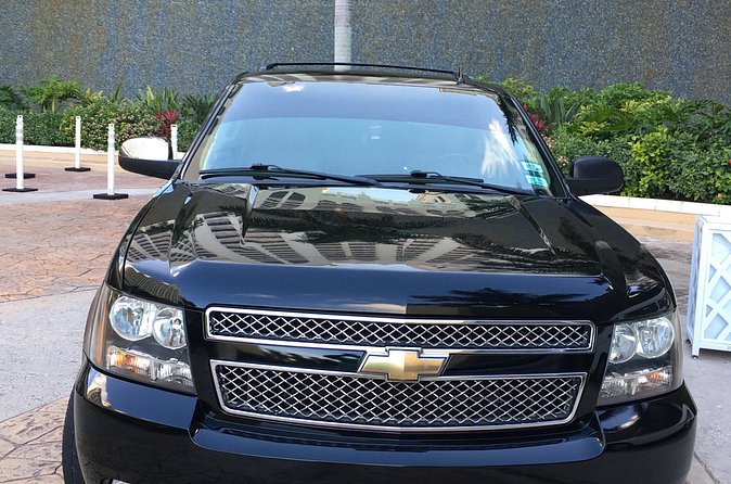 Private SUV One way Airport Transfer/Grocery & Liquor stop included - Safety, Comfort, and Group Size