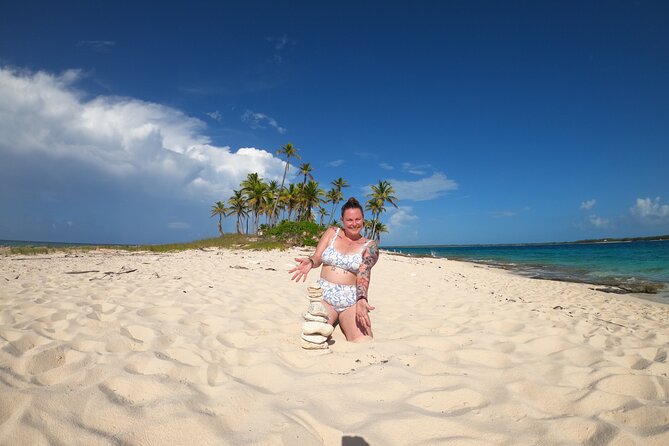 Rose Island Adventure: Turtle Swim and Snorkel - Drinks, snacks, and what you pay for