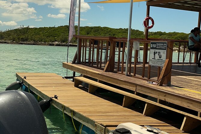 Rose Island Boat Party, Beach Getaway & Floating Bar - A Nassau boat party with an island stop