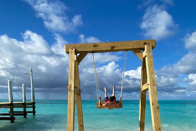 Rose Island Swimming Pigs - Who should book this Rose Island trip?