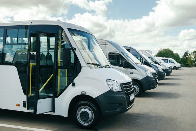 Round-Trip Airport Transfer Viva Club Fortuna Freeport - Finding your ride at Grand Bahama International Airport