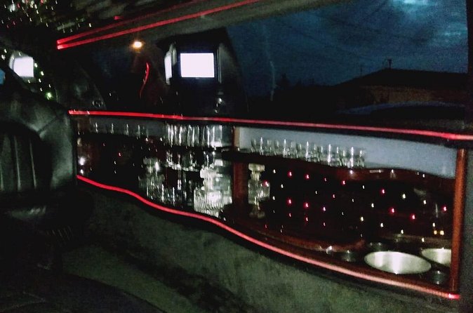 Round Trip Nassau Airport ARRIVAL (NASSAU LIMOUSINE) - Is $253.34 good value for your group?