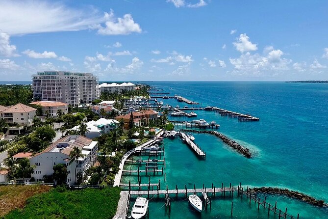 Round Trip Private Airport To Hotel Transfer in Nassau - Who will like this transfer most?