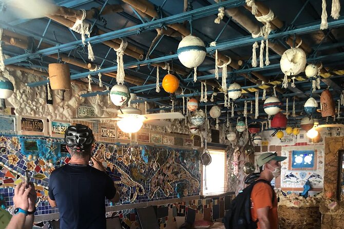 Shared Island Bike Tour in Bailey Town - Straw Market time for browsing and small purchases