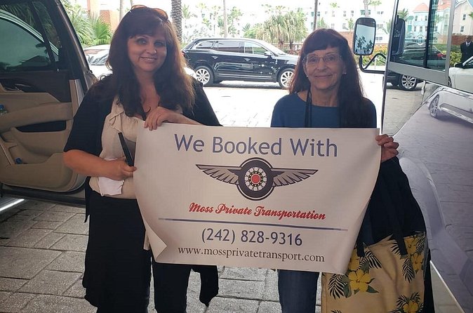 Shared Shuttle Round-Trip Airport Transportation - Who will get the most from this Nassau transfer
