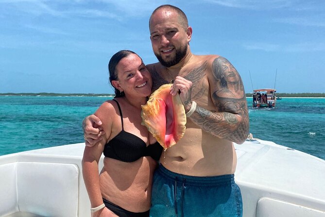Swim with the Pigs Safari in Bahamas (2hrs) - What the $175 price includes